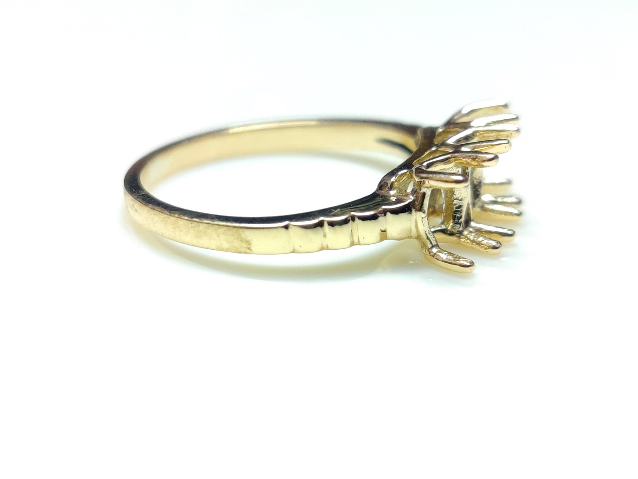 4x6 mm oval Semi Mount Engagement Ring 14k gold oval ring mountings 14k gold ring blanks 14k 4x6 mm Oval Ring Mountings Semi Mount Ring