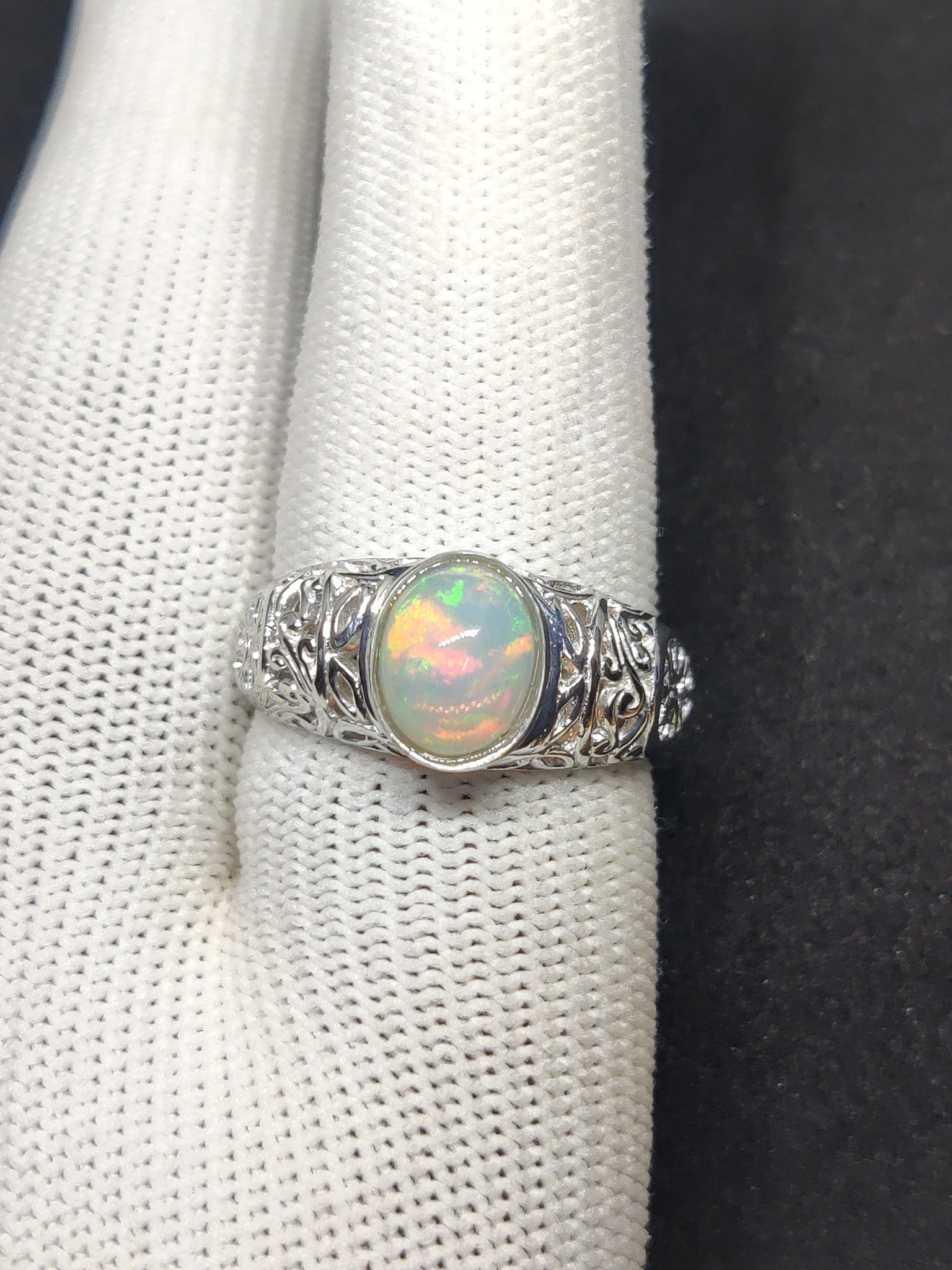Natural Opal Promise Band Opal Art Deco Band Big Opal Engagment Band October Birthstone Band 8x10 mm Oval Opal Art Deco Pre Wedding Ring