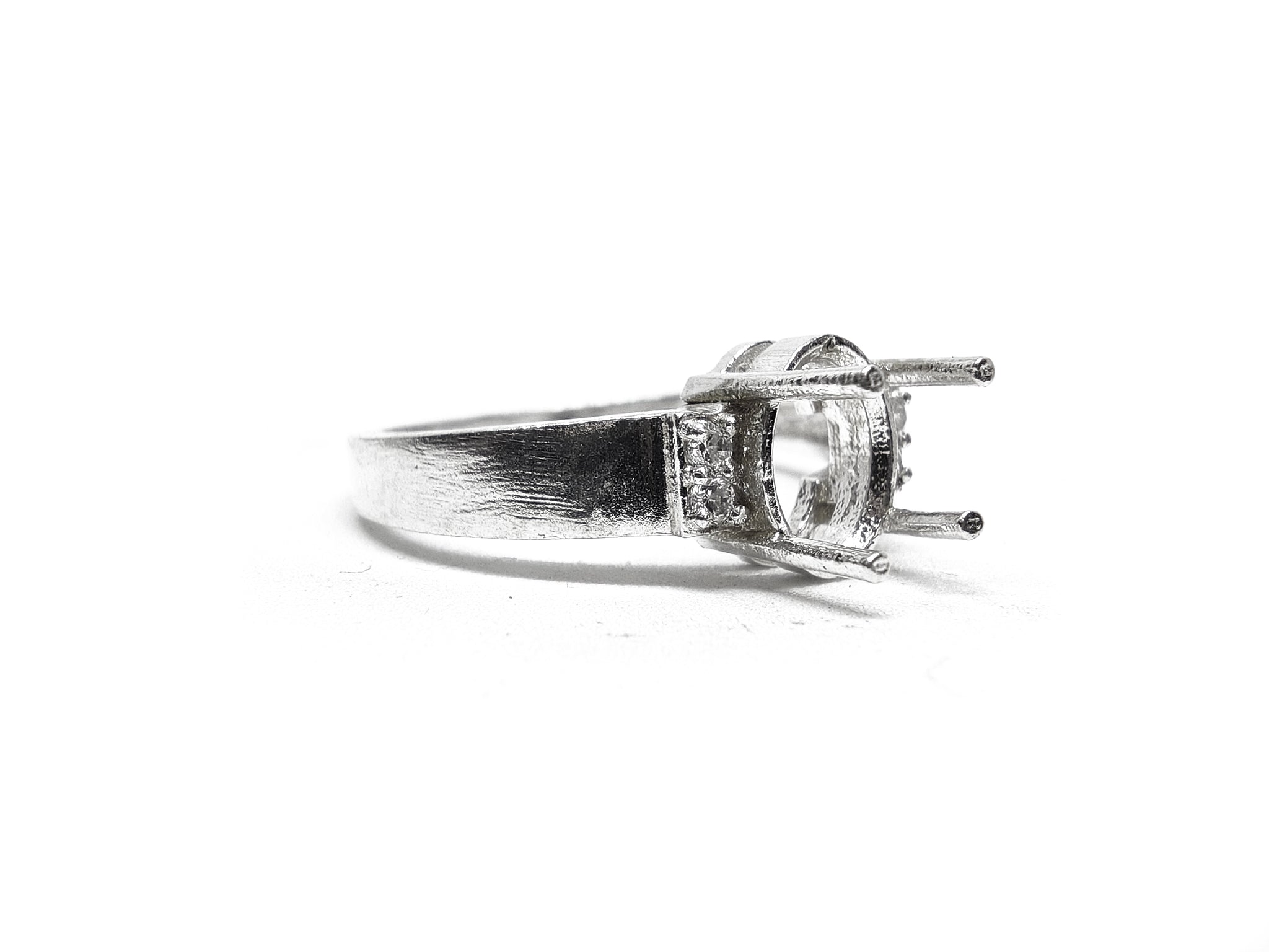 Sterling Silver 6x8 mm Oval Ring Blanks 925 Silver 6x8 mm Oval Ring Blanks Band Simple Solitaire 6x8 mm Oval Ring Setting