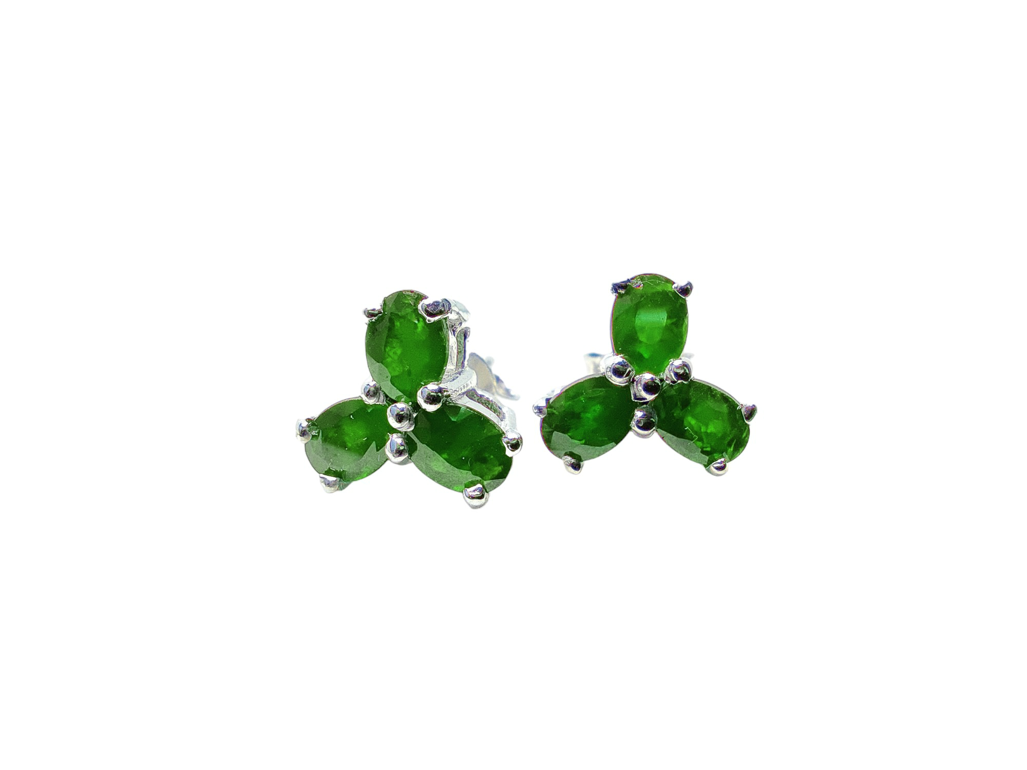 Natural Emerald Ear Studs Genuine Emerald Flower Ear Studs May Birthstone Emerald Stud Earrings 925 Silver Emerald Birthstone Ear Stud Green Emerald EarStud