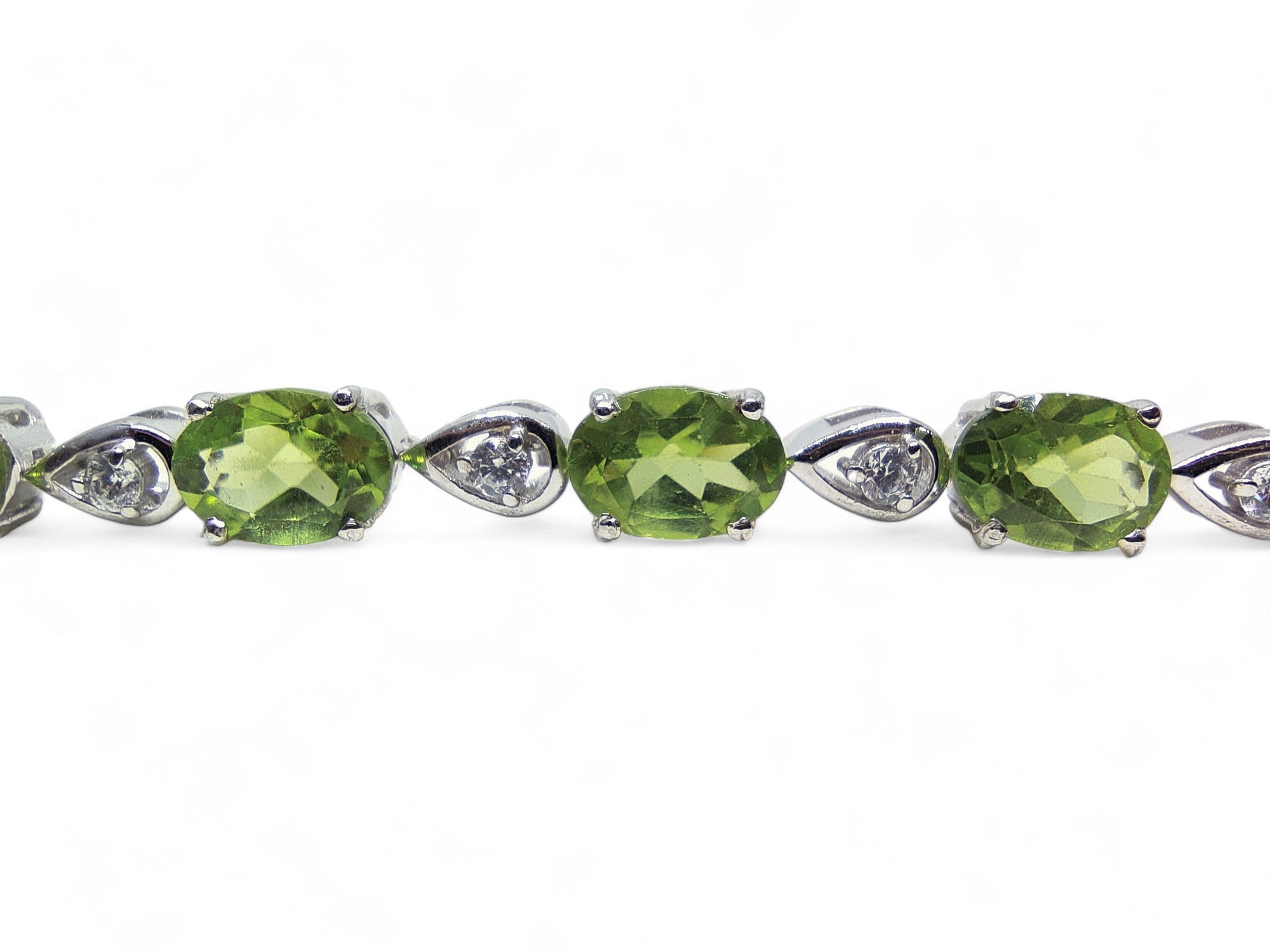 925 Silver Peridot Bracelet Natural Peridot Moissanite Bracelet Bridal Peridot Bracelet August Birthstone Bracelet Green Peridot Bracelet