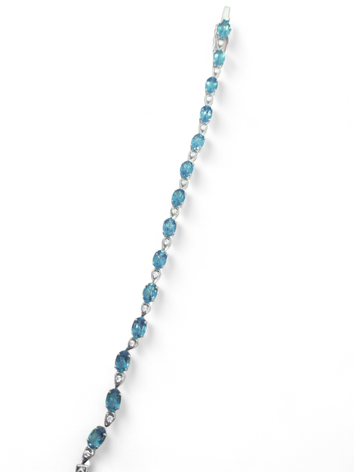925 Silver Swiss Blue Topaz Bracelet Natural Blue Topaz Moissanite Bracelet Bridal Blue Topaz Bracelet November Birthstone Bracelet Swiss Blue Topaz Bracelet