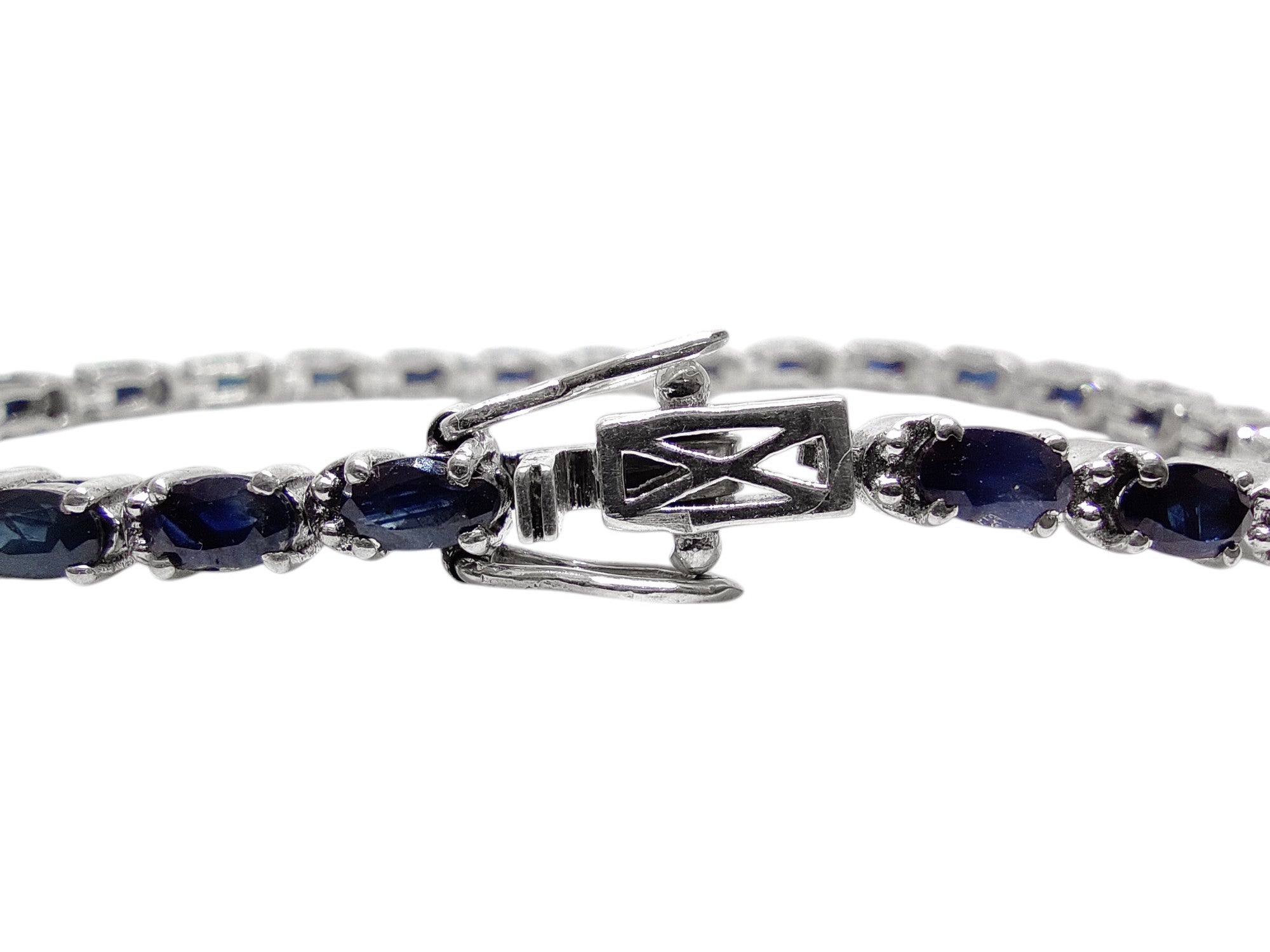 Dainty Natural Blue Sapphire Bracelet 925 Sterling Silver Sapphire Bracelet September Birthstone Bracelet Blue Stone Bracelet 3x5 mm Oval Sapphire Bracelet