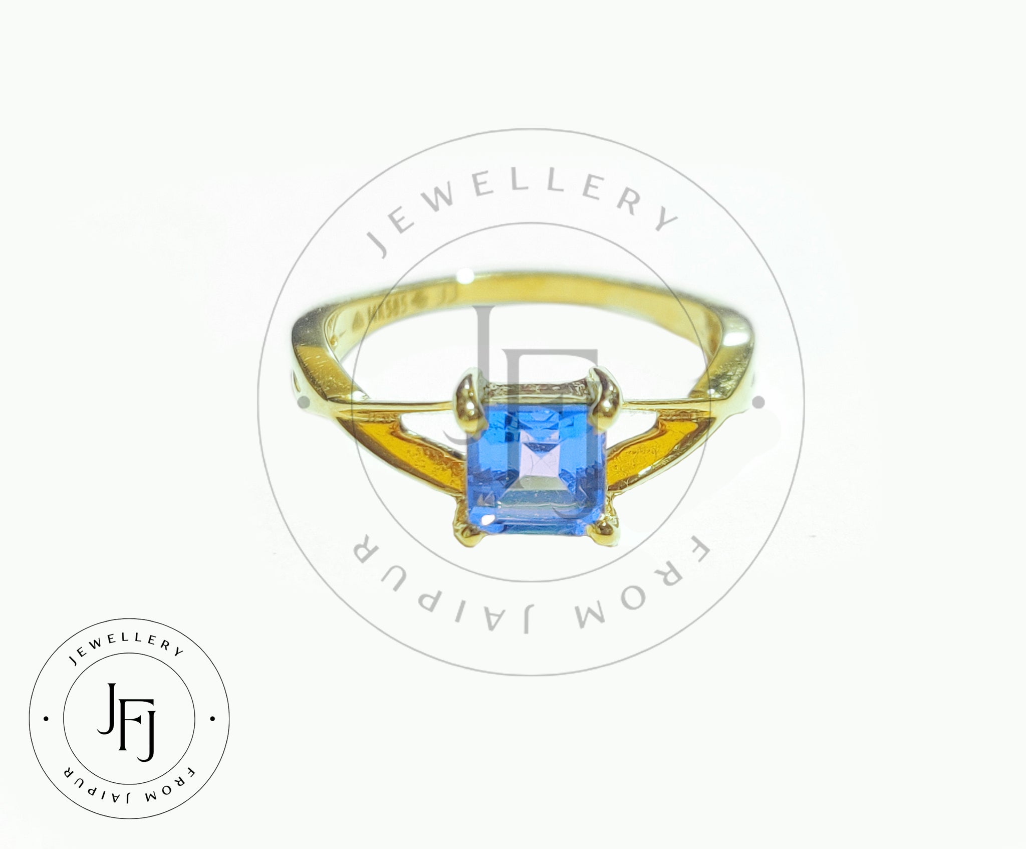 14K Gold Blue Topaz Ring 0.7 Ct Natural Swiss Blue Topaz Ring 14K Gold Topaz Wedding Ring 14K Gold Topaz Anniversary Ring 14K Gold Ring