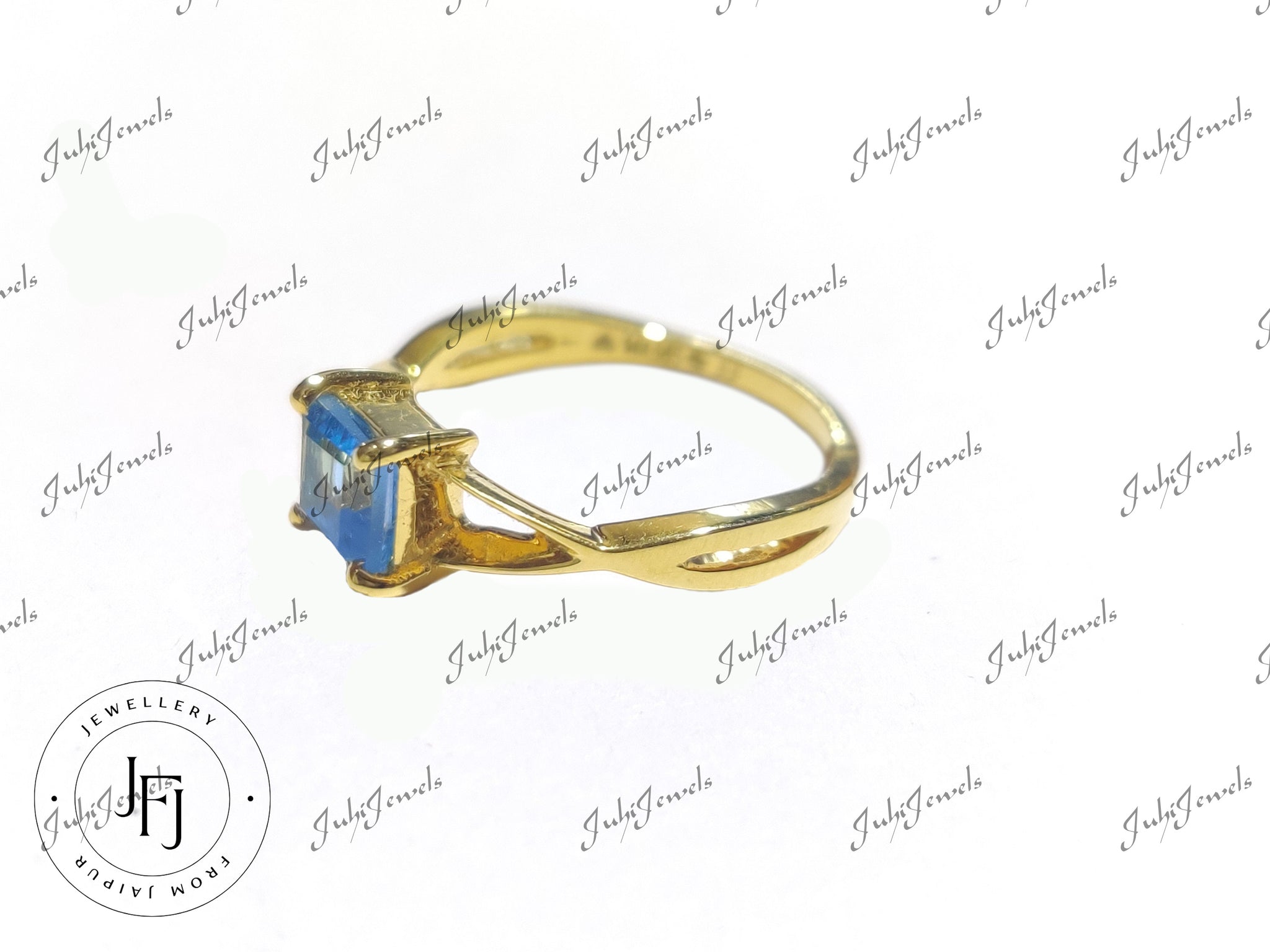 14K Gold Blue Topaz Ring 0.7 Ct Natural Swiss Blue Topaz Ring 14K Gold Topaz Wedding Ring 14K Gold Topaz Anniversary Ring 14K Gold Ring