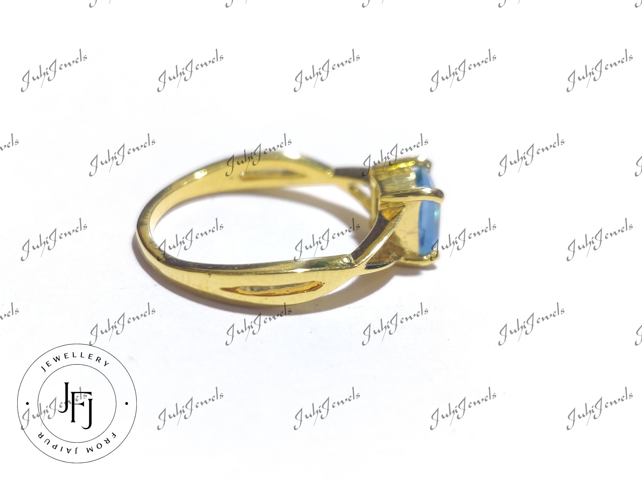 14K Gold Blue Topaz Ring 0.7 Ct Natural Swiss Blue Topaz Ring 14K Gold Topaz Wedding Ring 14K Gold Topaz Anniversary Ring 14K Gold Ring