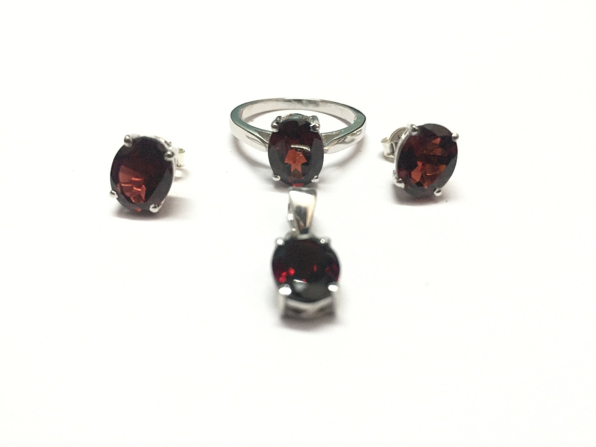 Sterling Silver Garnet Jewelry Set Natural Garnet Set 5x7 mm, 6x8 mm, 7x9 mm, 8x10 mm Garnet Birthstone Jewelry Set Garnet Pendant Set