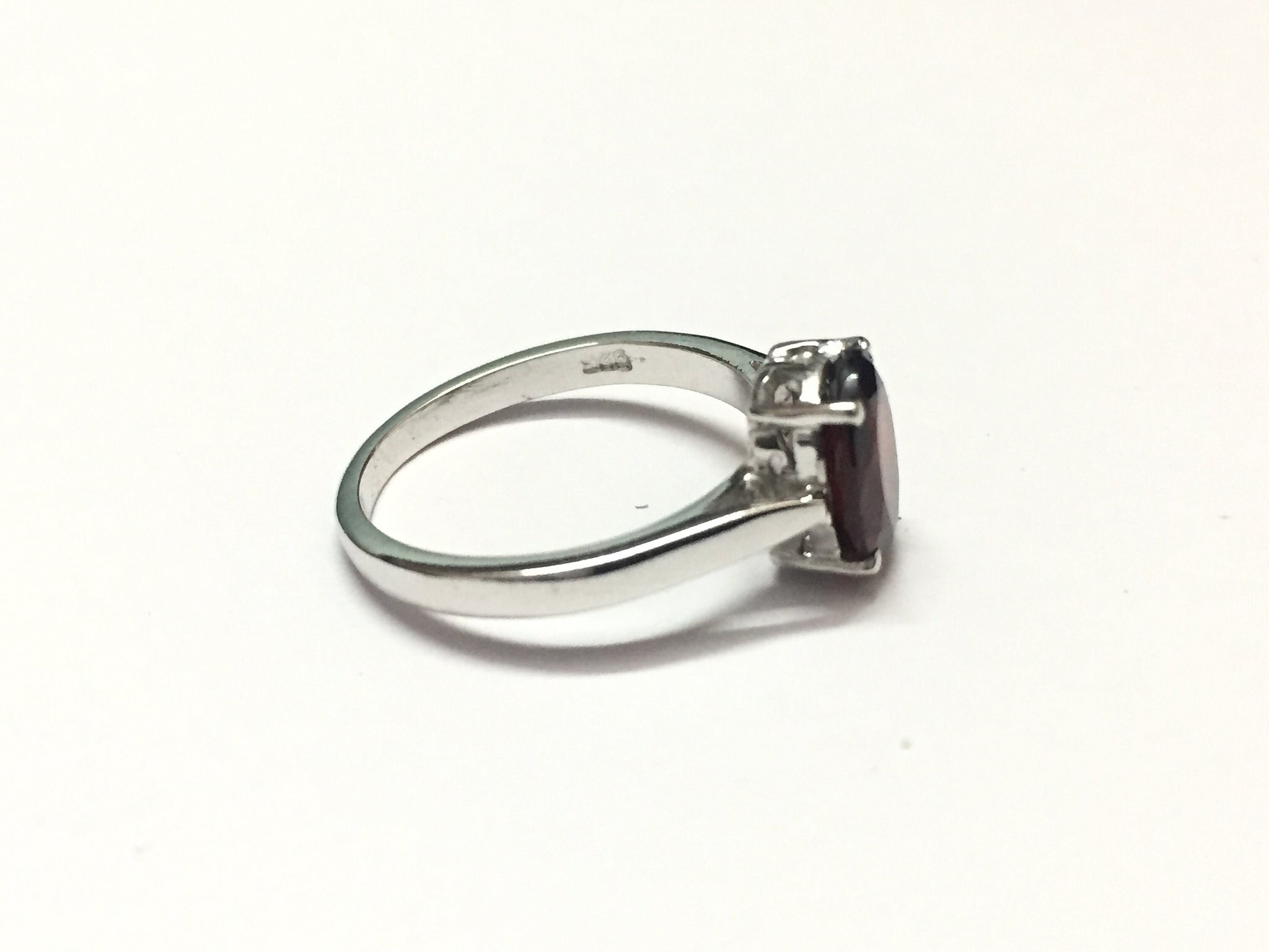 Sterling Silver Garnet Ring 5x7 mm 6x8 mm 7x9 mm , 8x10 mm Oval Ring Natural Garnet Ring Red Garnet Ring January Ring Red Stone Ring