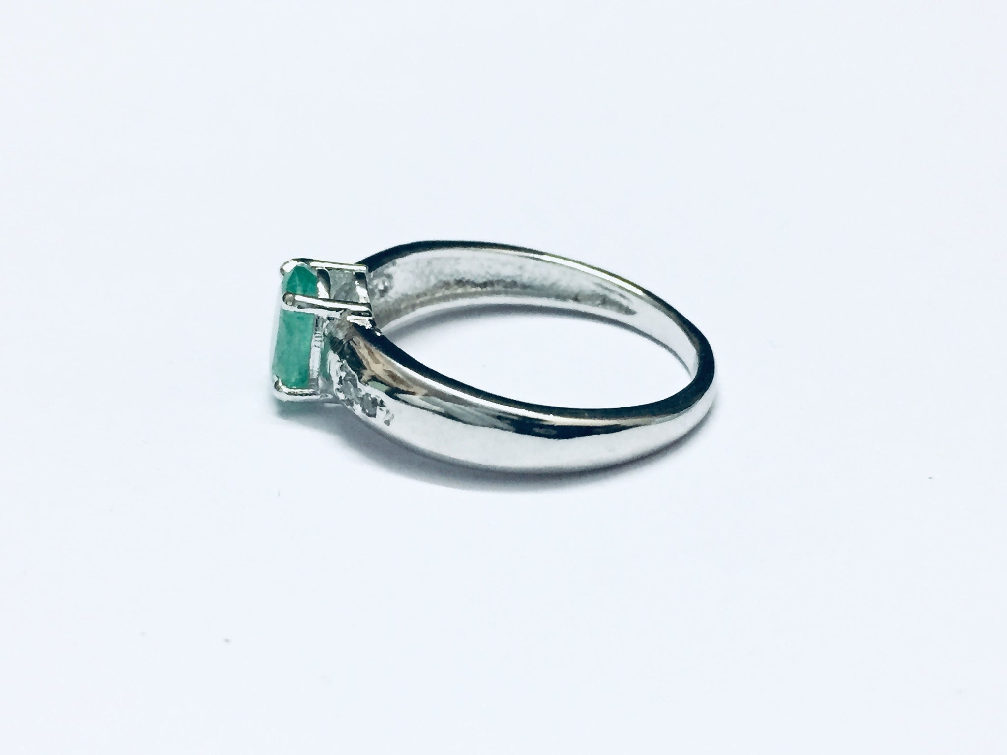 Sterling Silver Emerald Ring 5x7 mm Oval Emerald Natural Emerald Ring Silver Emerald Ring Man Emerald Ring Emerald Solitaire Ring