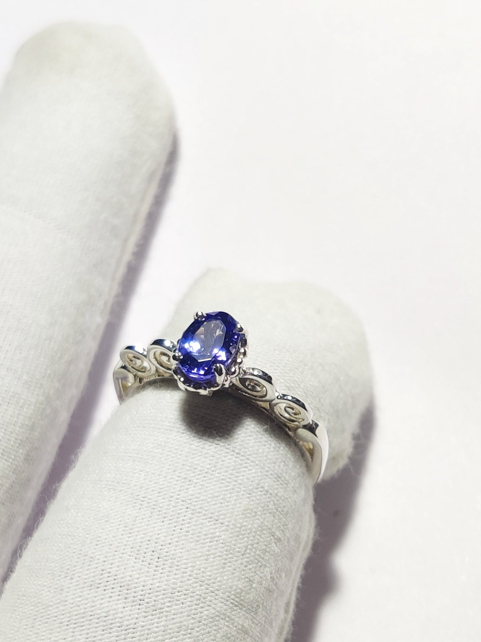 Natural Tanzanite Ring 1 Ct Tanzanite Real Tanzanite Ring Engagement Ring December Birthstone Tanzanite Jewelry Tanzanite Silver Ring