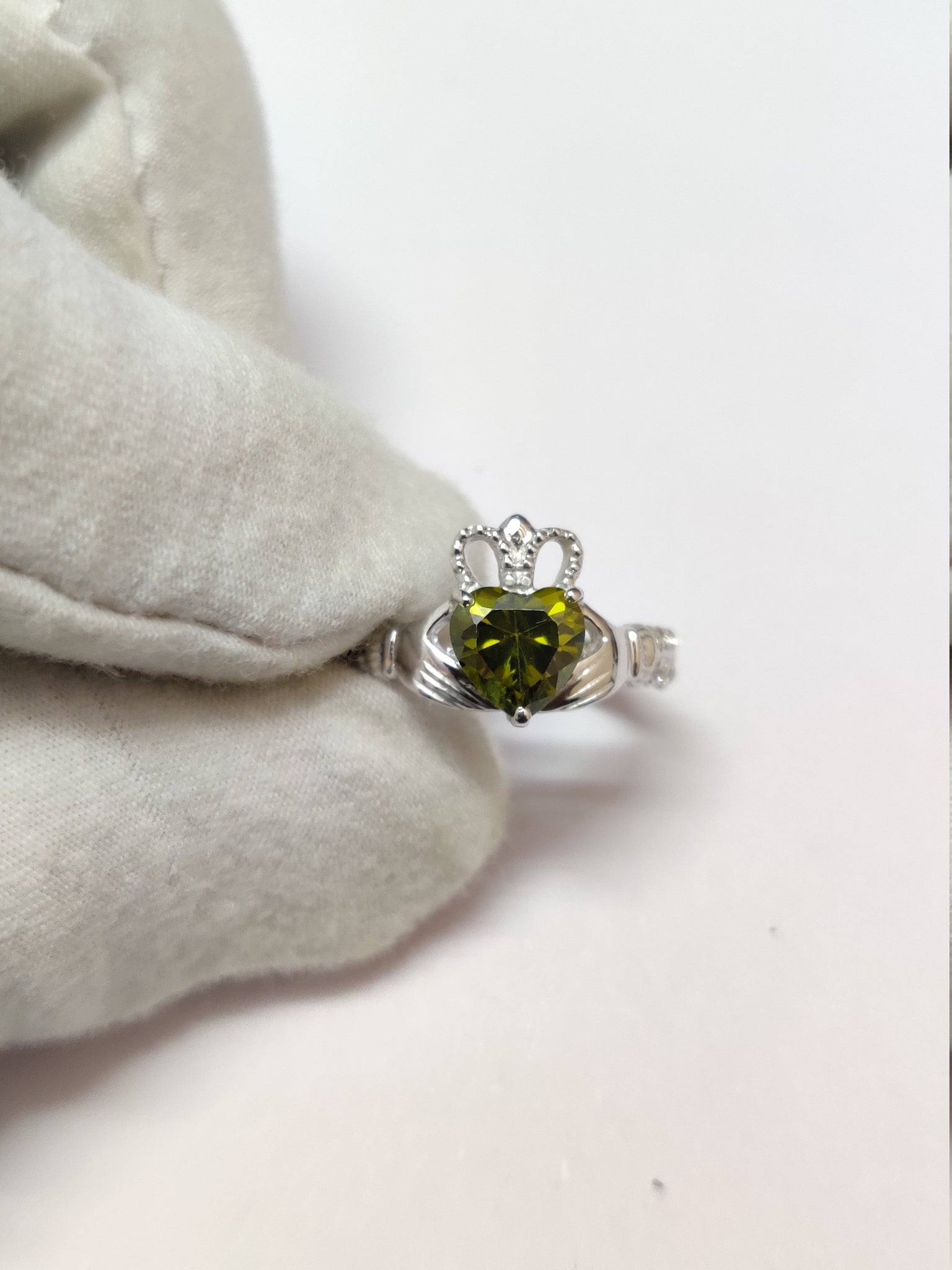 Sterling Silver Claddagh Ring Silver Irish Ring Peridot Color CZ Heart Ring Silver Promise Ring 925 Sterling Silver Irish Claaddagh Ring