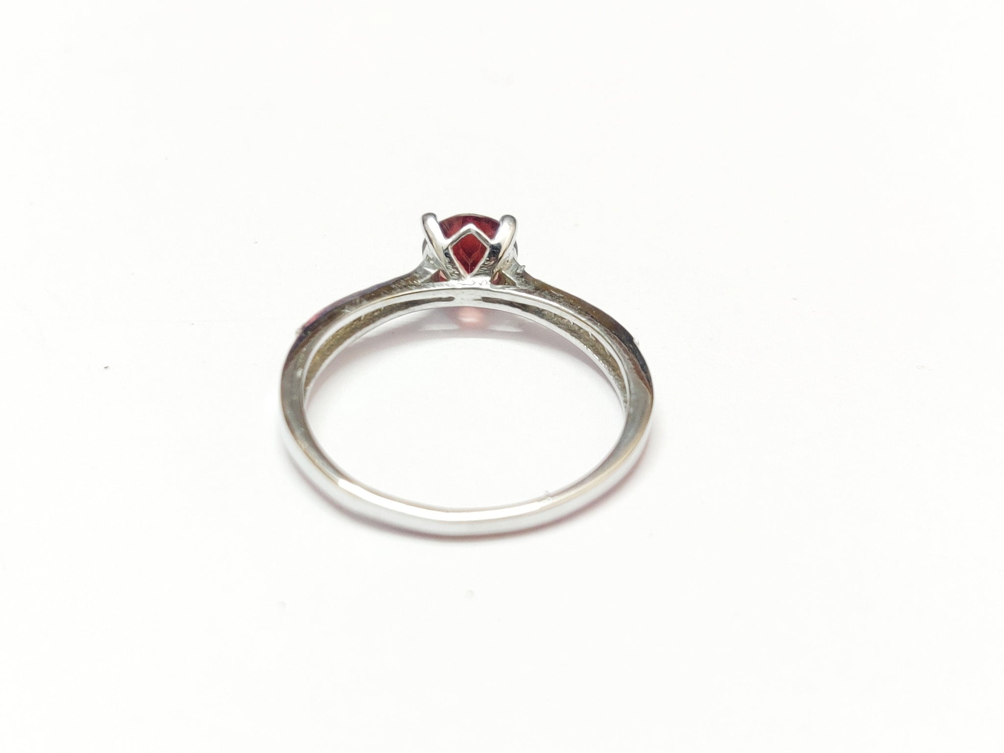Silver Garnet Engagement Ring Garnet Solitaire Ring AAA Quality 1 Ct Garnet 925 Sterling Silver Garnet Ring Garnet Jewelry January Ring