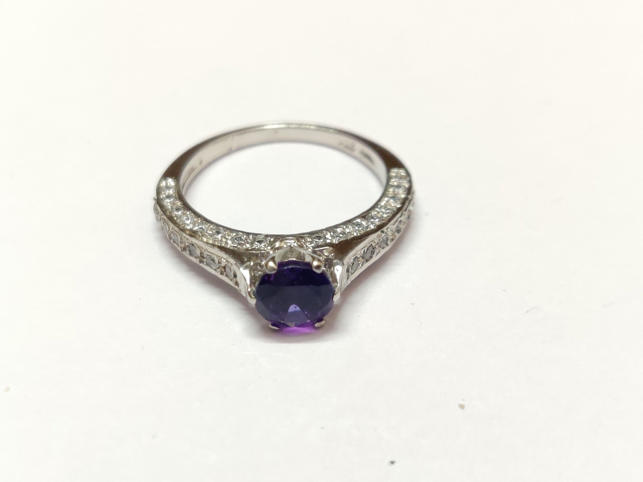 Silver Amethyst Ring 1 Ct Amethyst Engagement Ring 6 mm Round Amethyst Engagement Ring Amethyst Wedding Ring February Birthstone Ring