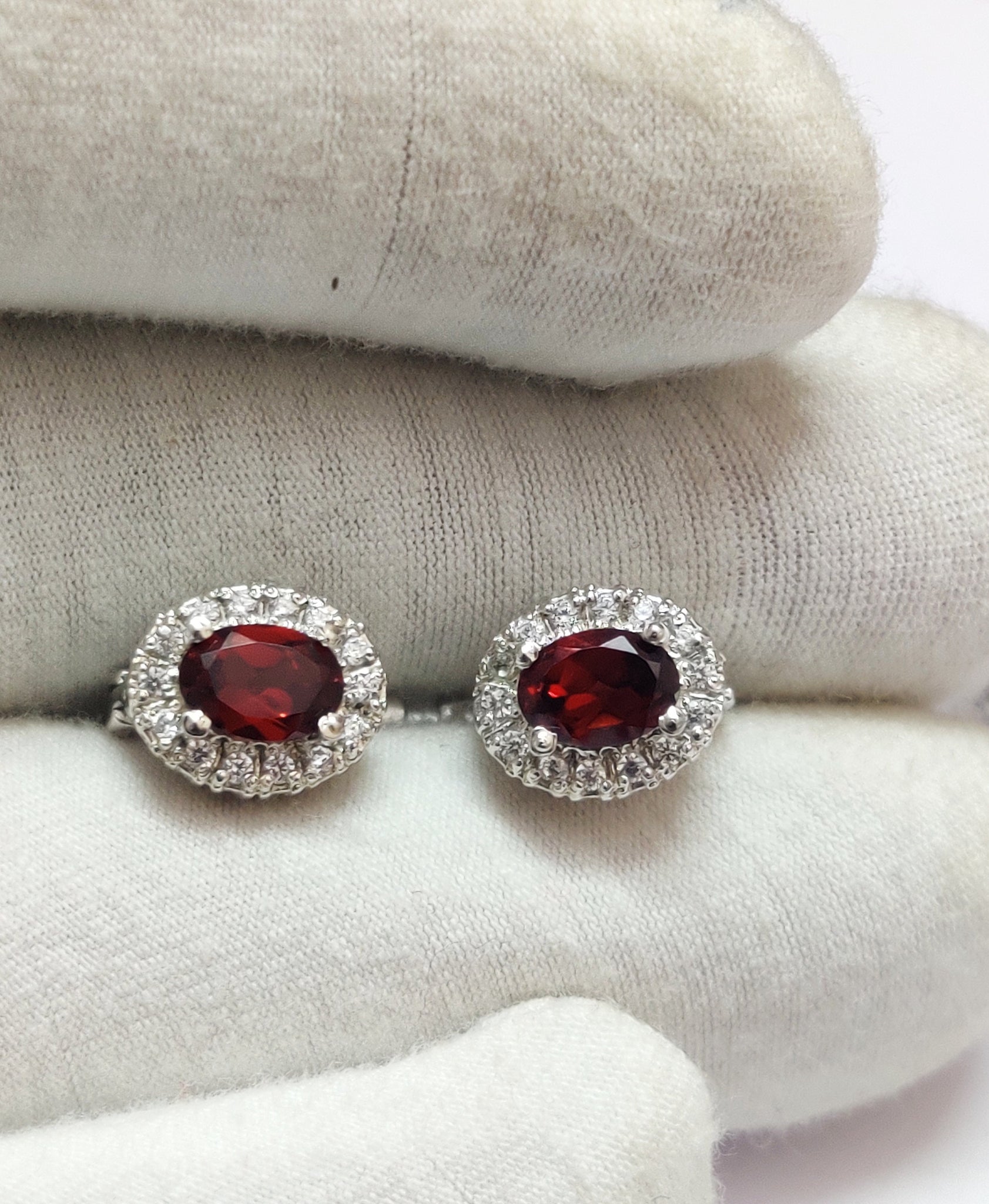 Silver Red Garnet Jewelry Set Garnet Cluster Jewelry Set 3.2 Ct Natural Garnet 5x7 mm Oval January Birthstone Set Jewelry Set For Mother