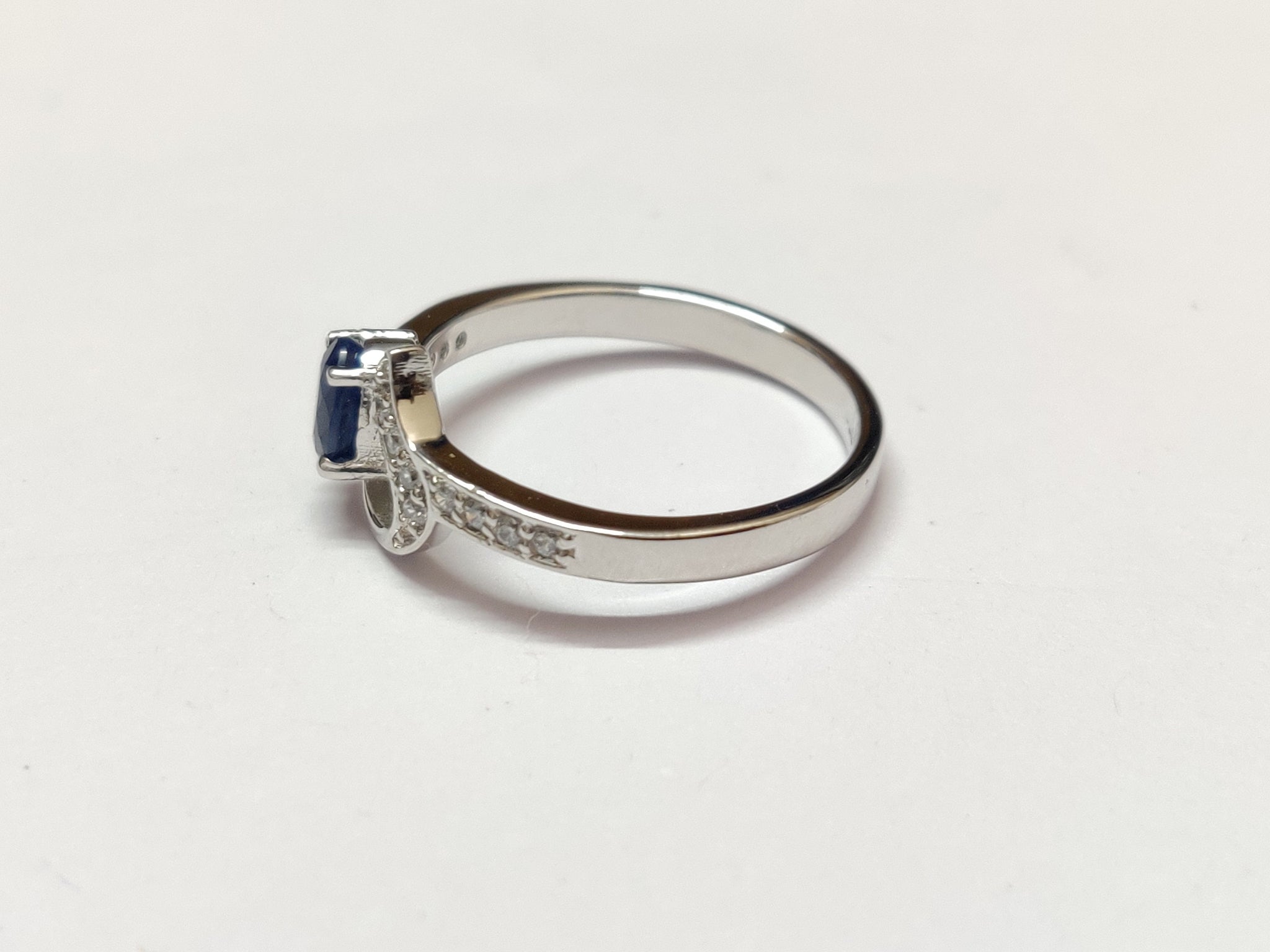 Blue Sapphire Ring 0.6 Ct Natural Blue Sapphire Ring Genuine Sapphire Ring Silver Blue Sapphire Ring Oval Sapphire September Birthstone Ring