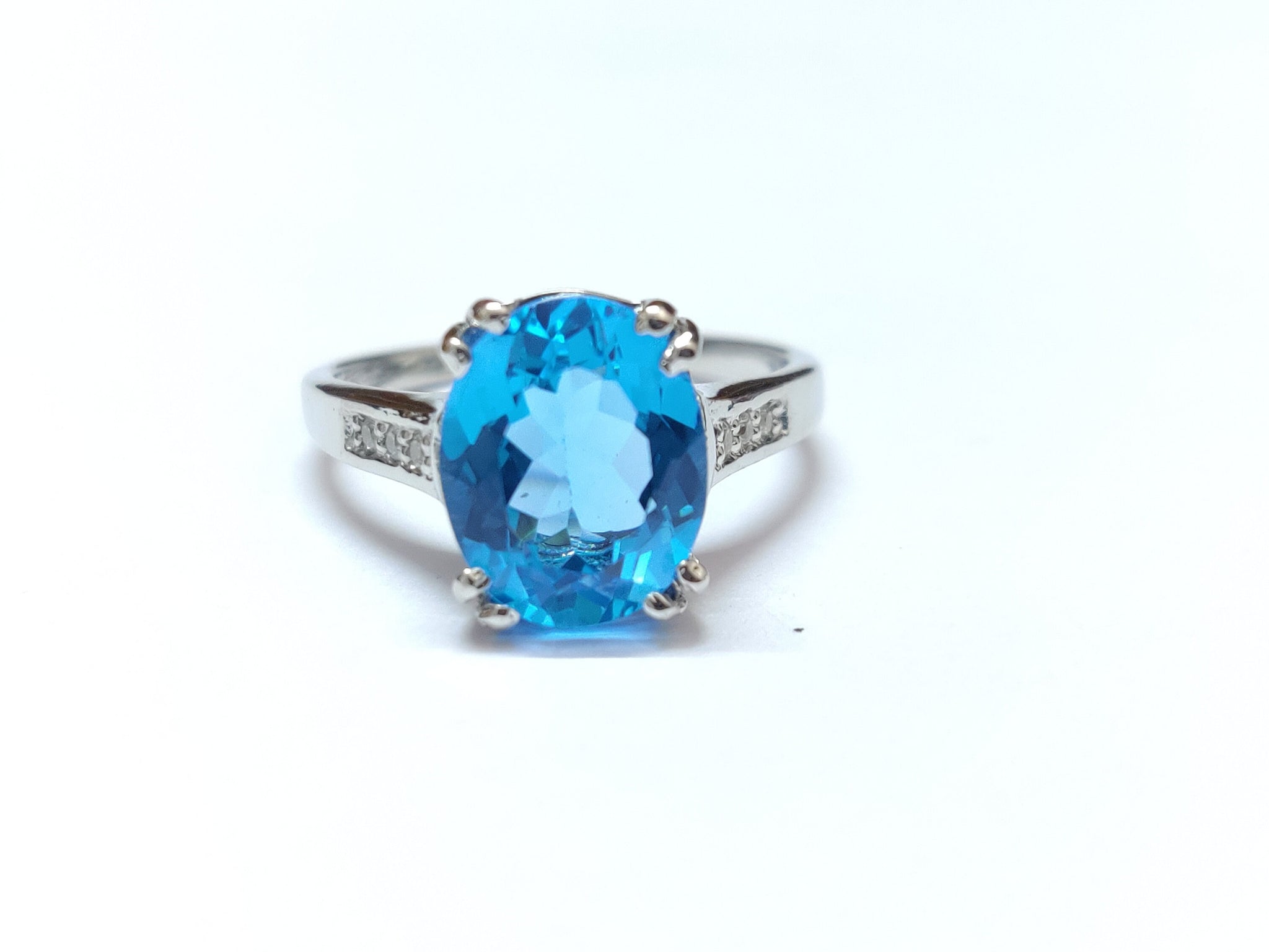 Swiss Blue Topaz Ring 6 Ct Natural Swiss Blue Topaz 10x12 mm Oval Ring Large Swiss Topaz Ring Swiss Blue Topaz Wedding Ring Promise Ring