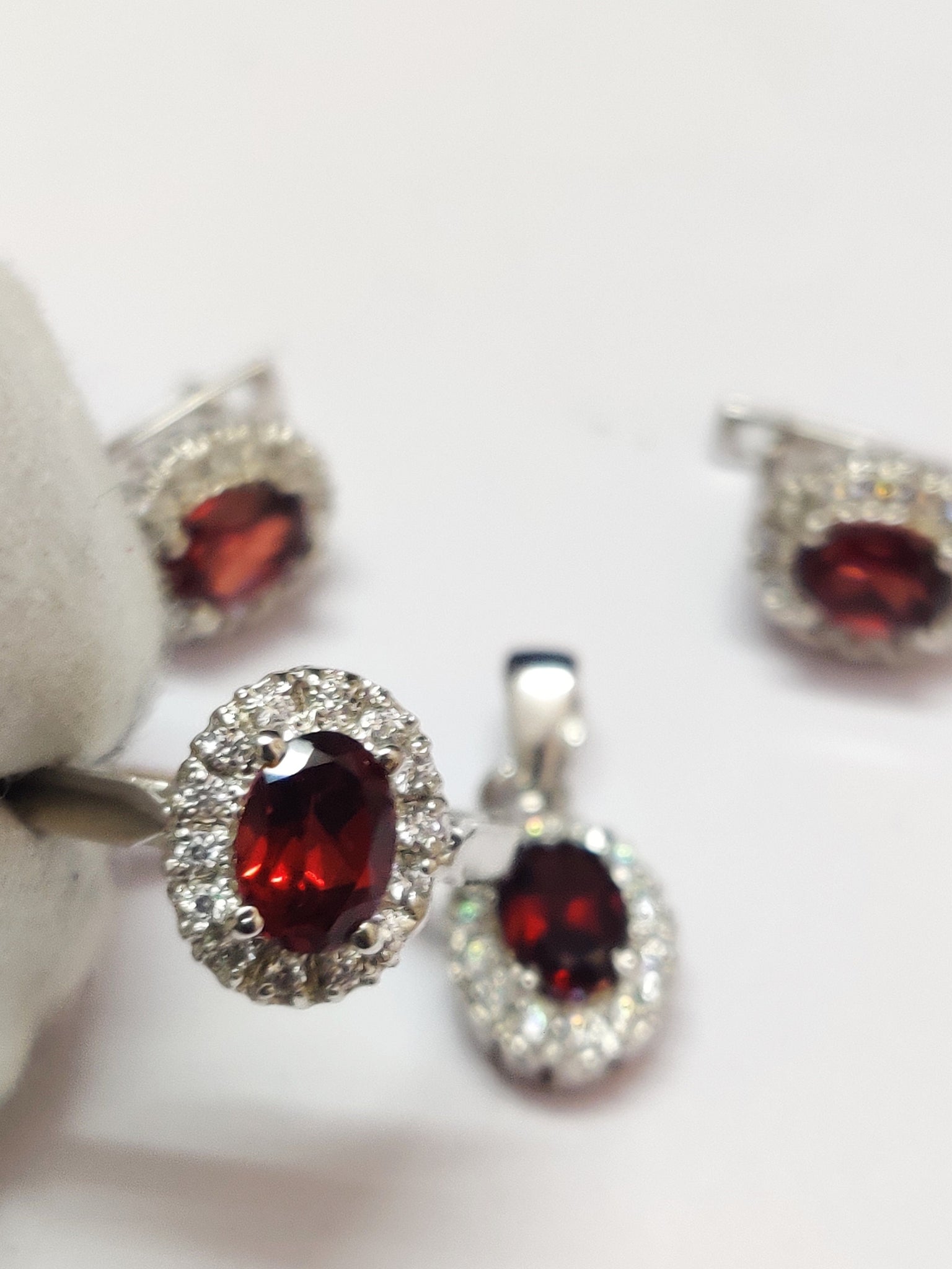 Silver Red Garnet Jewelry Set Garnet Cluster Jewelry Set 3.2 Ct Natural Garnet 5x7 mm Oval January Birthstone Set Jewelry Set For Mother