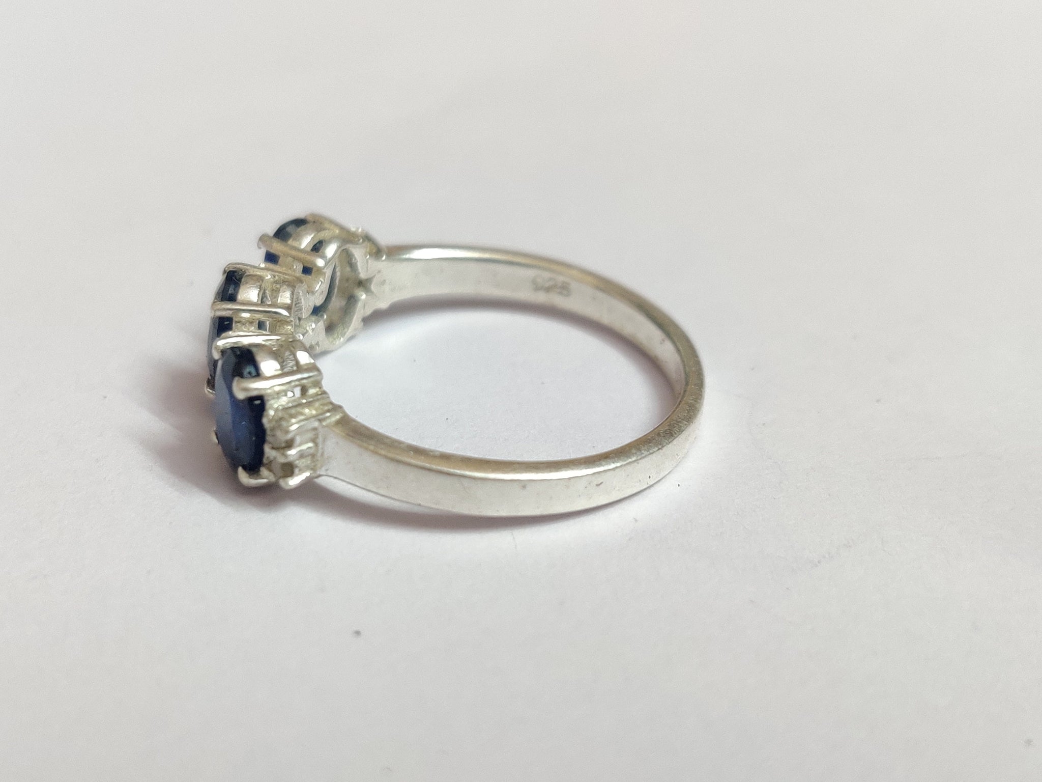 Silver Blue Sapphire Ring 3 Stone Blue Sapphire Ring 1.9 Ct Natural Blue Sapphire Band September Birthstone Ring Sapphire Promise Ring