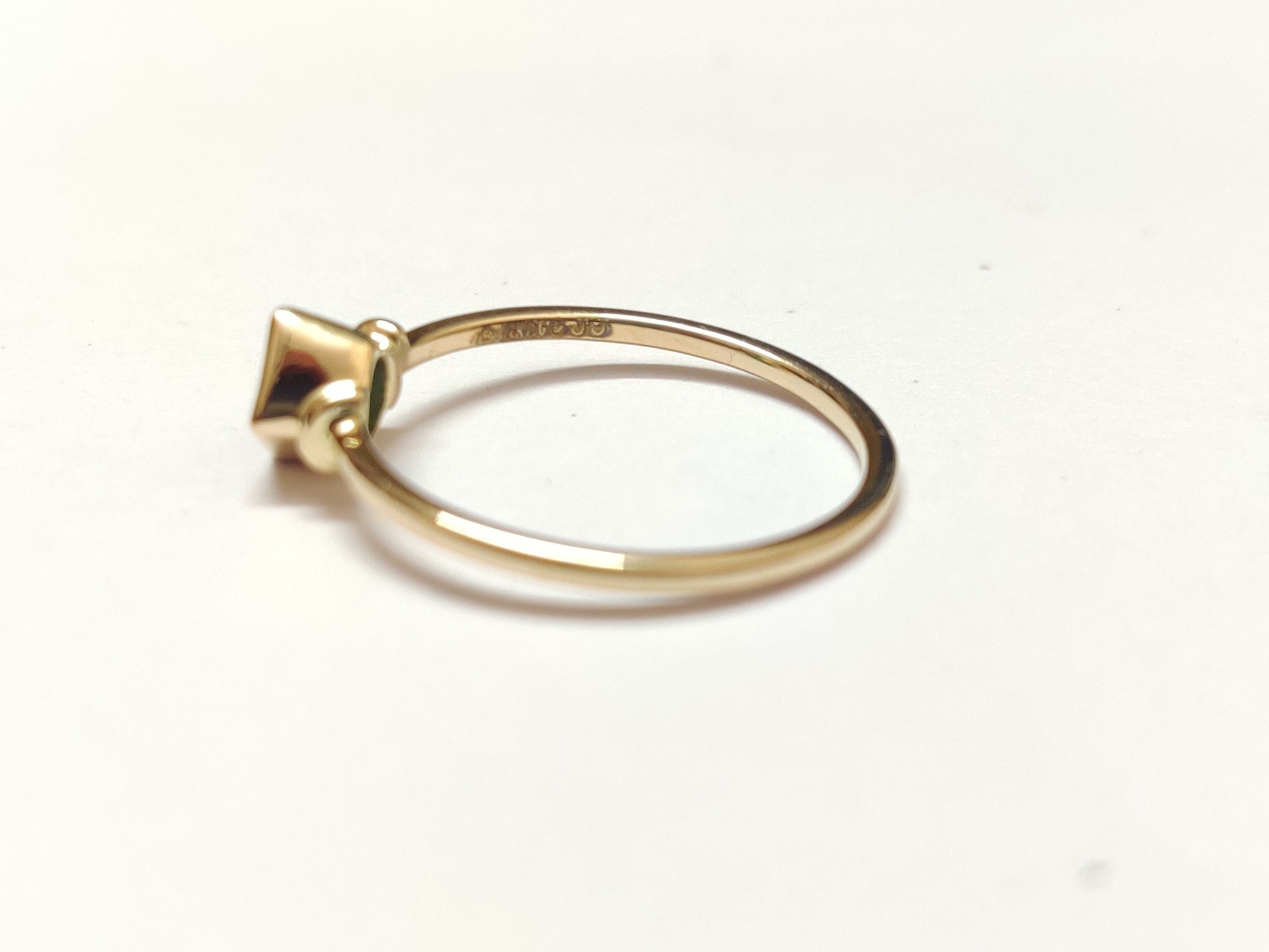 18K Gold Emerald Dainty Ring Solid Gold Emerald Ring 4 mm Square Emerald Ring Hallmarked 18K Gold Stacking Ring Natural Emerald Ring Men