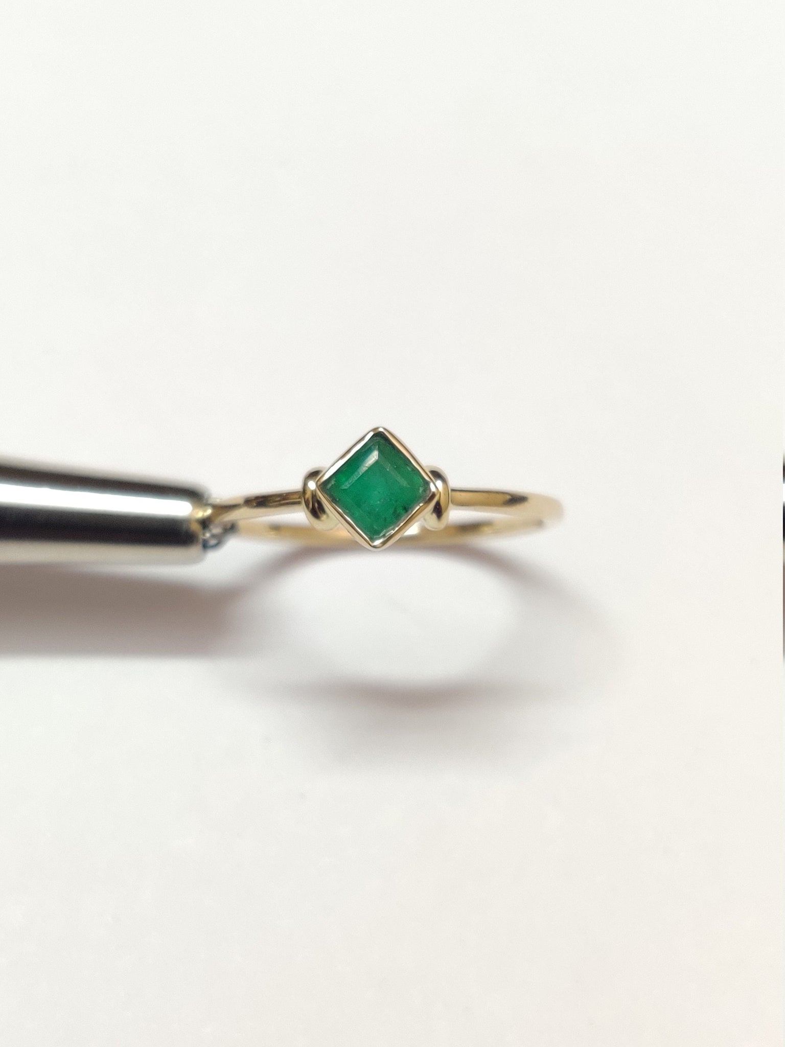 18K Gold Emerald Dainty Ring Solid Gold Emerald Ring 4 mm Square Emerald Ring Hallmarked 18K Gold Stacking Ring Natural Emerald Ring Men