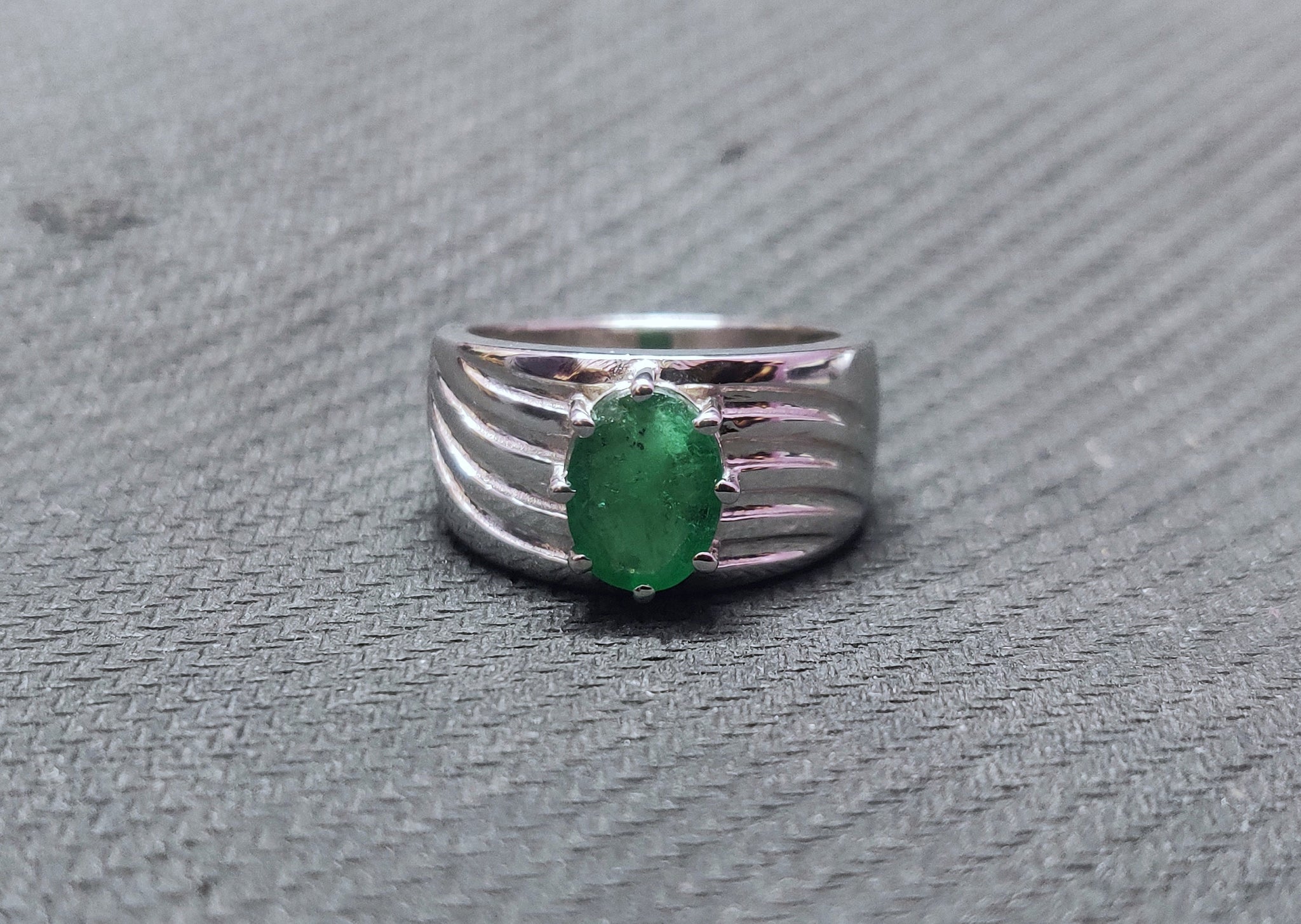 Emerald Mens Ring Natural Emerald Statement Ring 7x9 mm Oval 2.5 Ct Emerald Engagement Ring Sterling Silver Mens Emerald Wedding Band