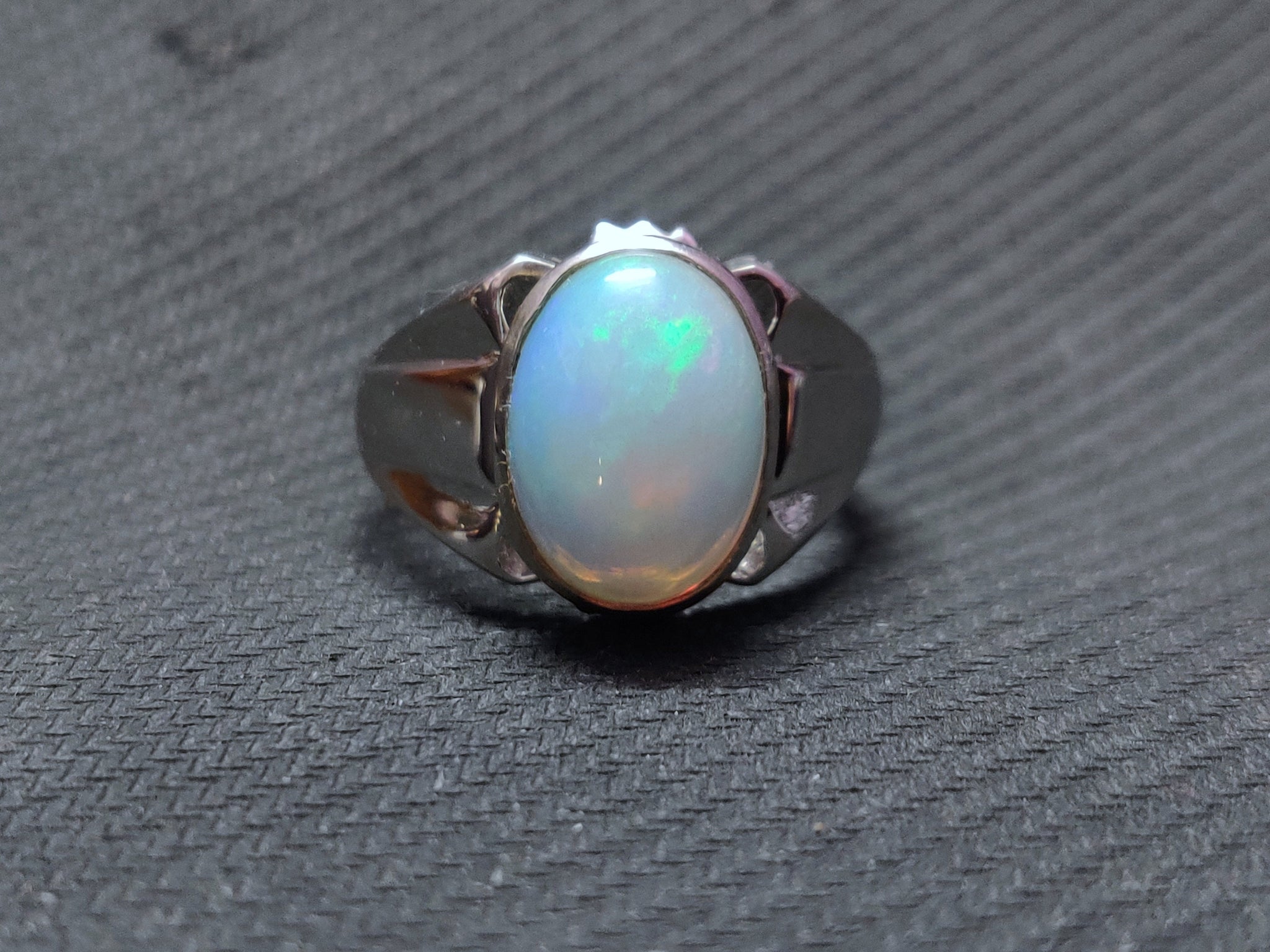 Opal Men Ring Natural Ethiopian Opal Men Ring 12x16 mm Oval 9 Ct Opal Statement Ring Heavy Silver Opal Men's Ring Sterling Silver Opal Ring