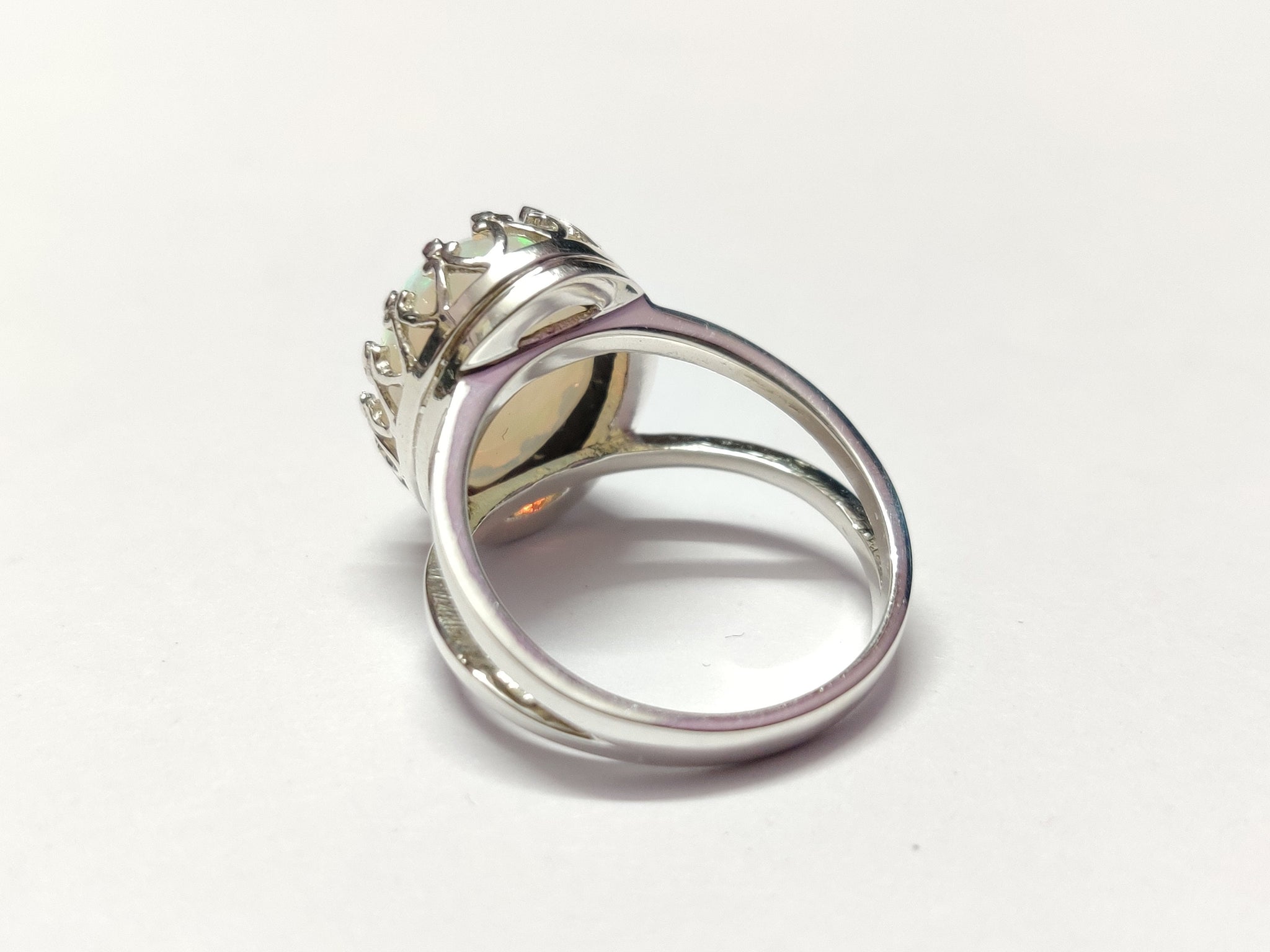 Opal Statement Ring Large Opal Ring 10x14 mm Oval Ethiopian Opal Engagement Ring 925 Silver Welo Opal Wedding Ring October Birthstone Ring