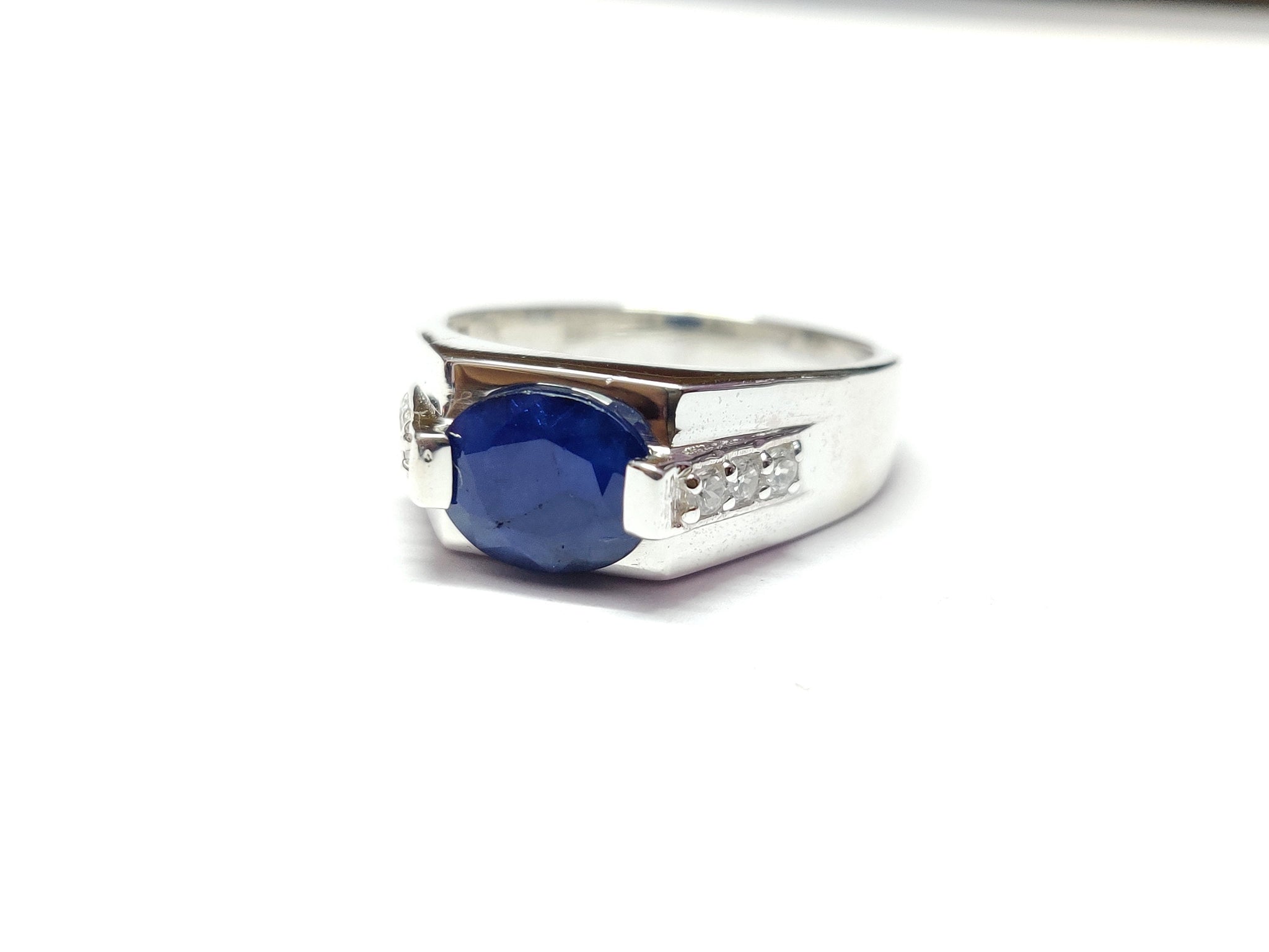 Blue Sapphire Men Ring Natural Blue Sapphire Band 2.5 Ct Sapphire Ring For Men Heavy Sapphire Statment Ring Blue Sapphire Cocktail Ring