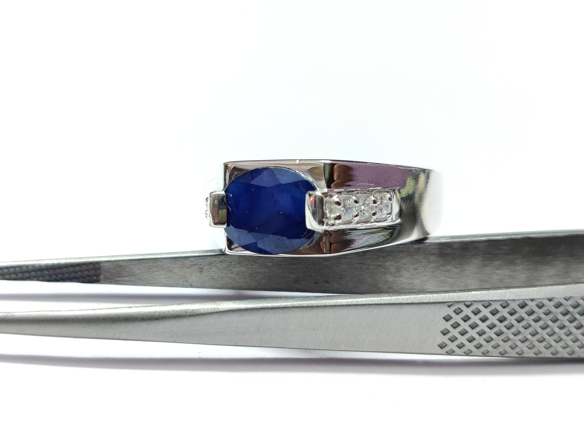 Blue Sapphire Men Ring Natural Blue Sapphire Band 2.5 Ct Sapphire Ring For Men Heavy Sapphire Statment Ring Blue Sapphire Cocktail Ring