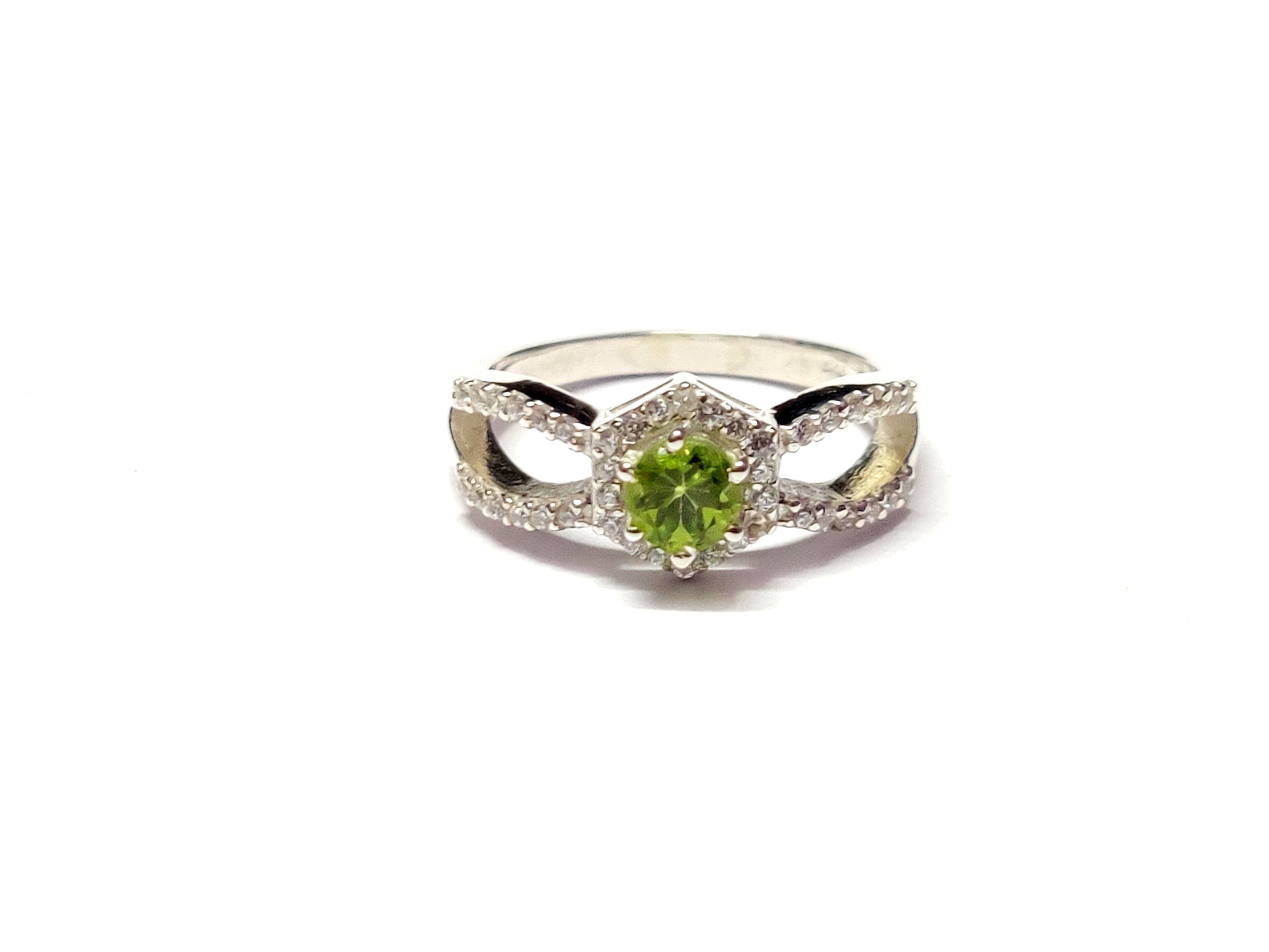 Peridot Engagement Ring Natural Peridot Solitaire Ring Green Peridot Anniversary Ring Peridot Promise Ring Peridot Birthstone Ring