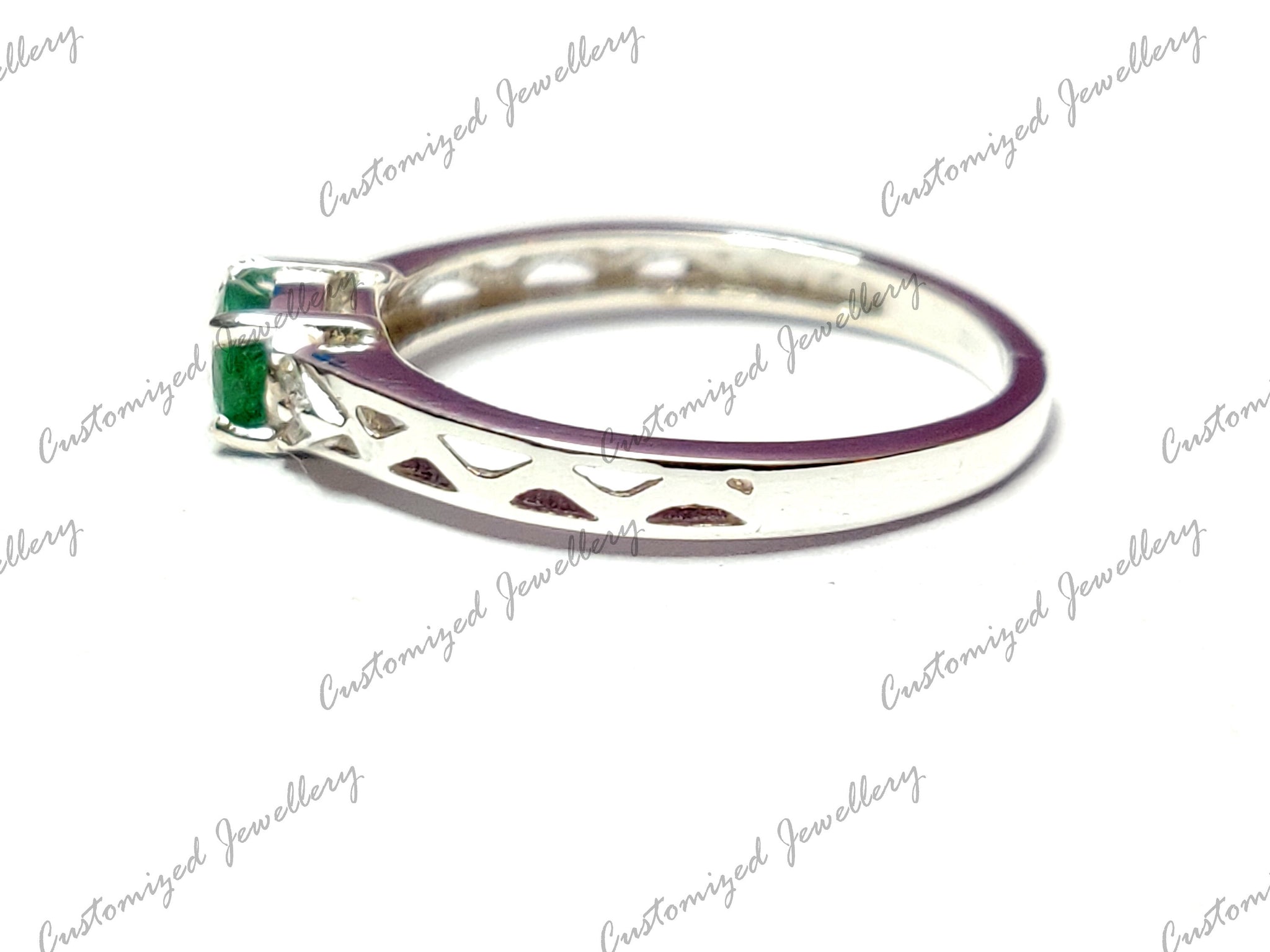 Silver Emerald Band 4x6 mm Oval Emerald Dainty Ring Natural Emerald Birthstone Ring May Birthstone Ring Valentine Gift For Her